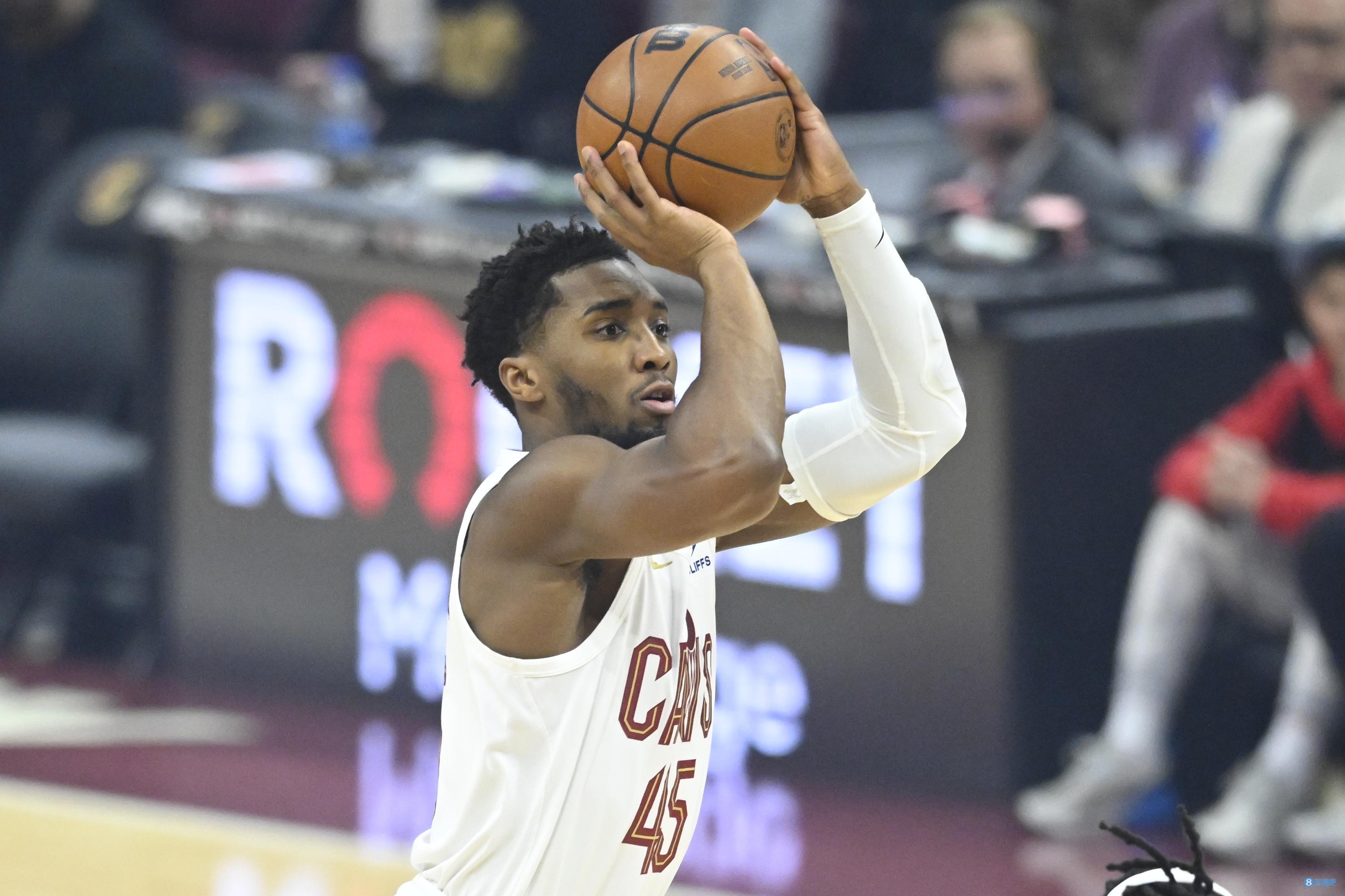 的双重拉扯 的双重拉扯