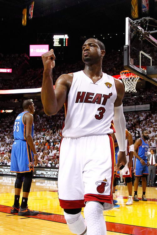 把球权与回 把球权与回